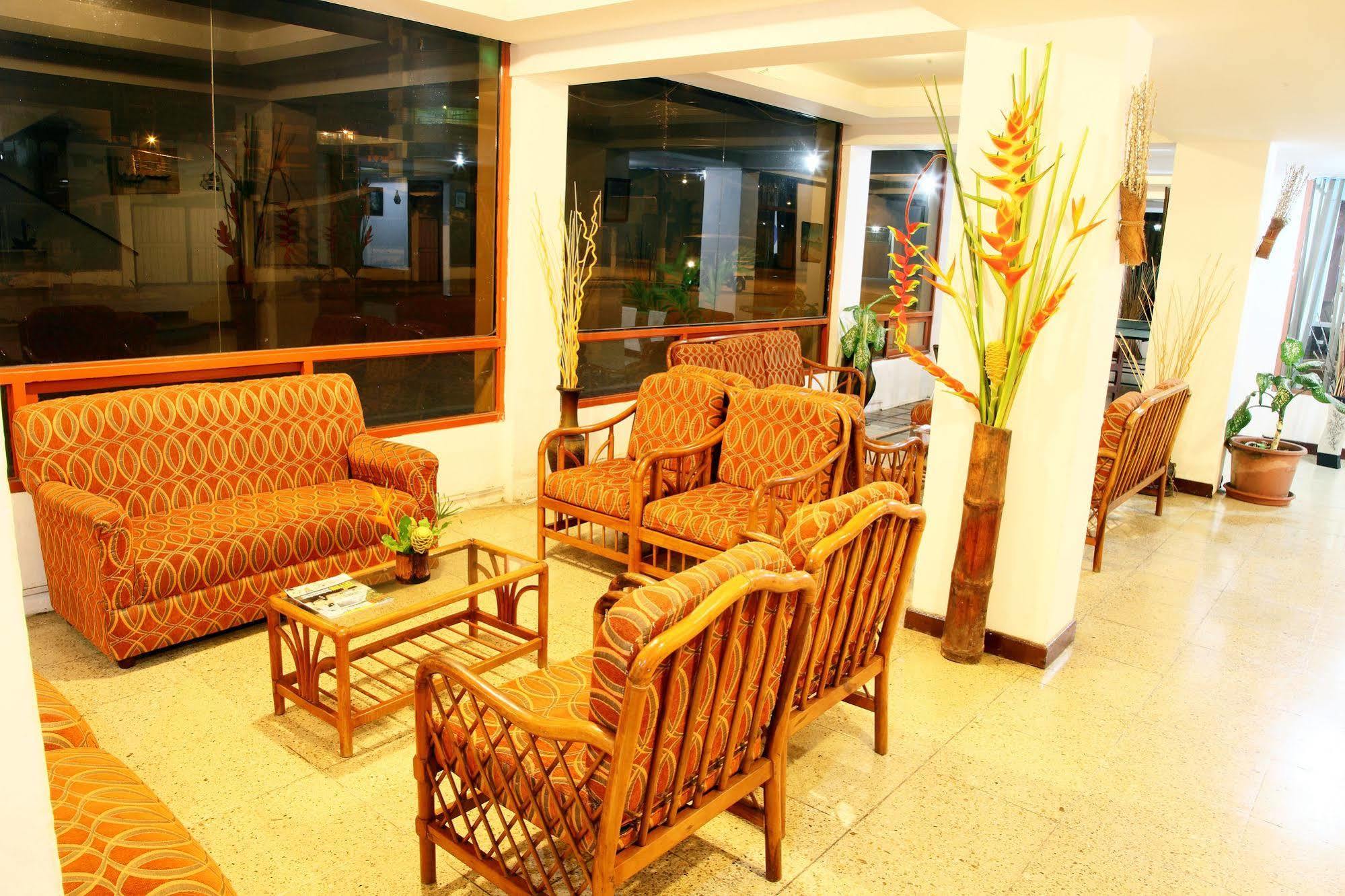 Hotel Puerto Ballesta Tonsupa Zewnętrze zdjęcie